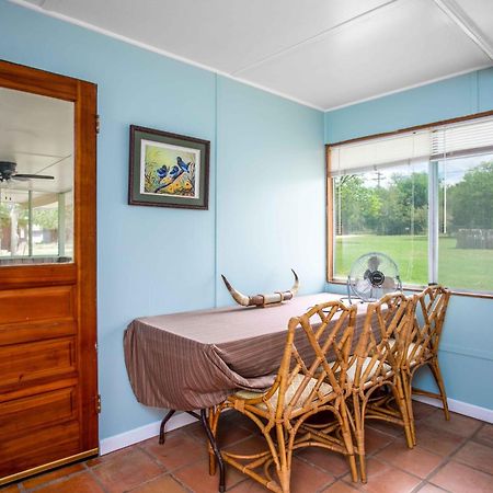 River Ridge Bandera Cabin Екстер'єр фото