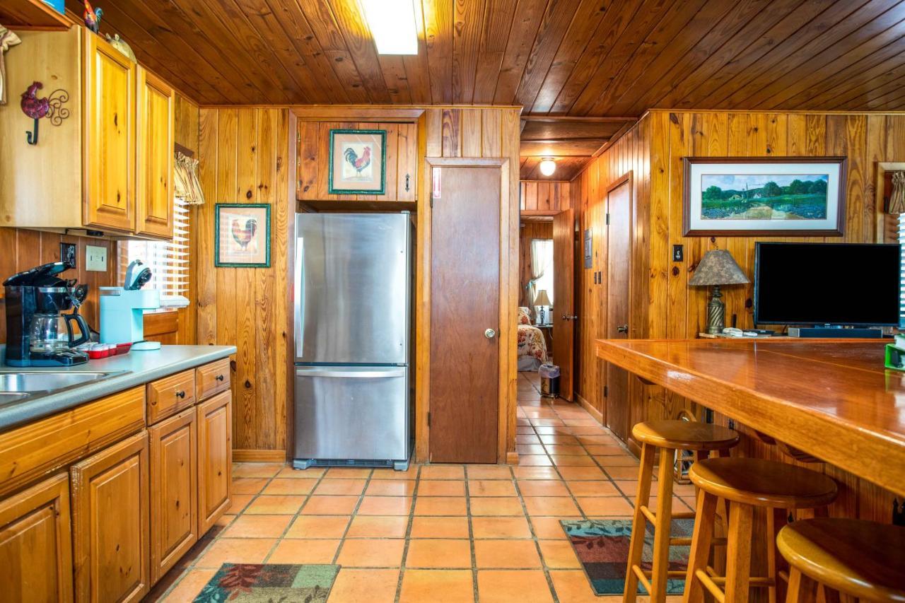River Ridge Bandera Cabin Екстер'єр фото